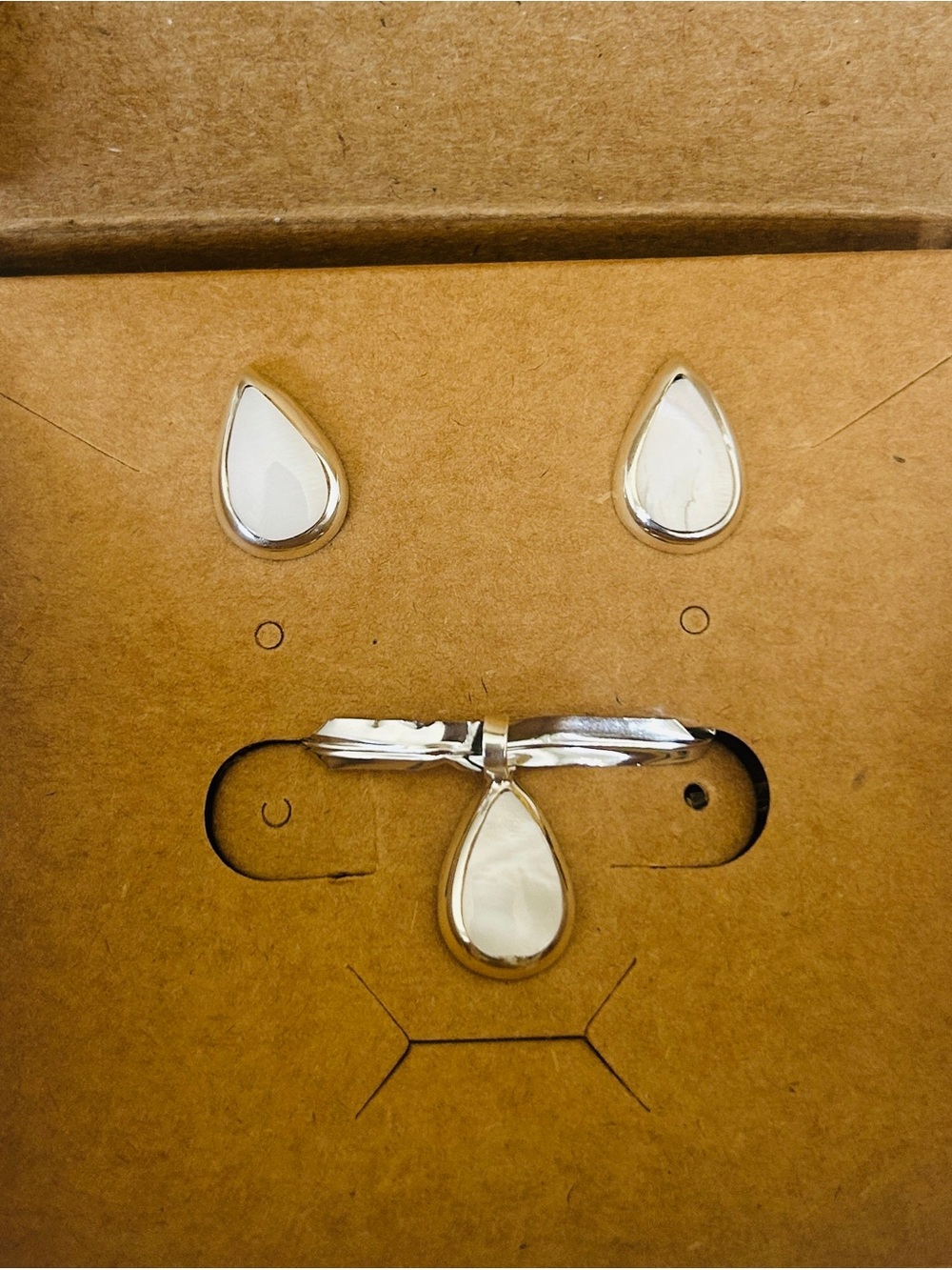 Taxco Mexico .925 Sterling Silver White Teardrop Jewelry Set